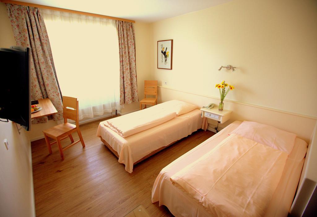 Airport Hotel Walldorf Mörfelden-Walldorf Екстериор снимка