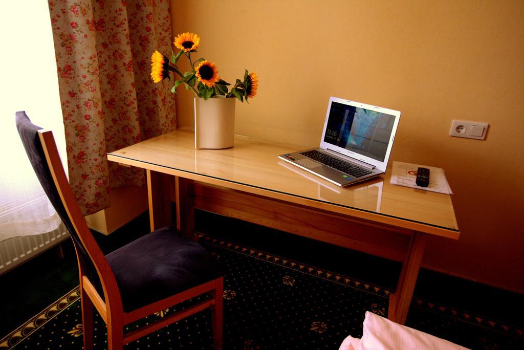 Airport Hotel Walldorf Mörfelden-Walldorf Екстериор снимка