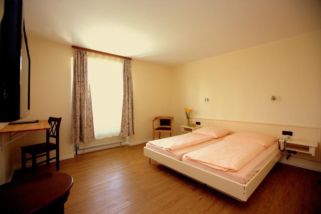 Airport Hotel Walldorf Mörfelden-Walldorf Екстериор снимка
