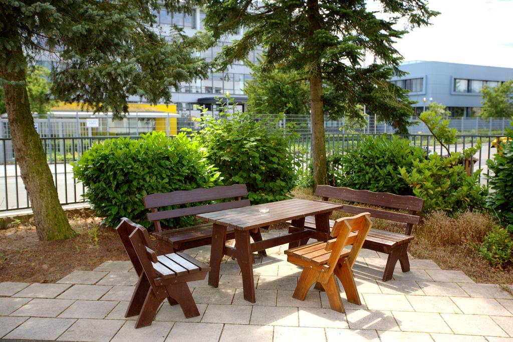 Airport Hotel Walldorf Mörfelden-Walldorf Екстериор снимка