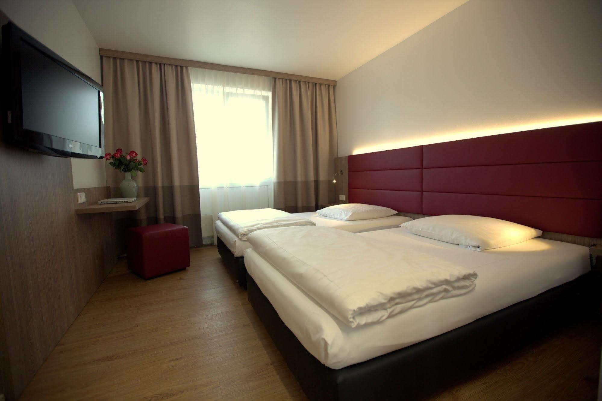 Airport Hotel Walldorf Mörfelden-Walldorf Екстериор снимка